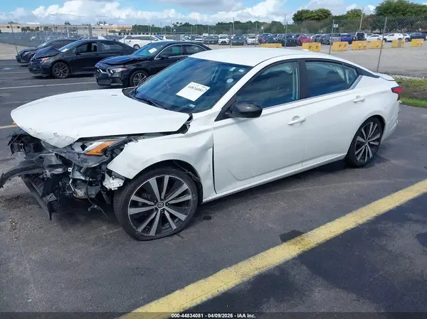 1N4BL4CV7LC189141 2020 NISSAN ALTIMA - Image 2