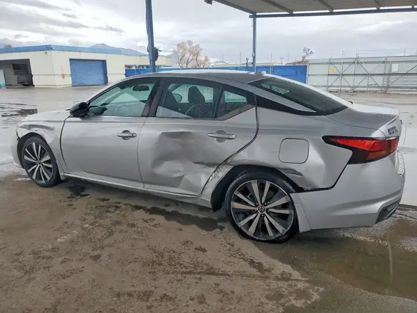 1N4BL4CV7LC220744 2020 NISSAN ALTIMA - Image 2