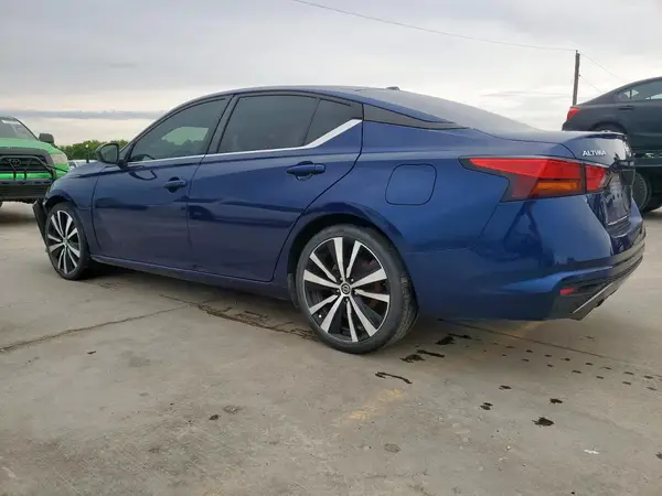 1N4BL4CV7LC225068 2020 NISSAN ALTIMA - Image 2