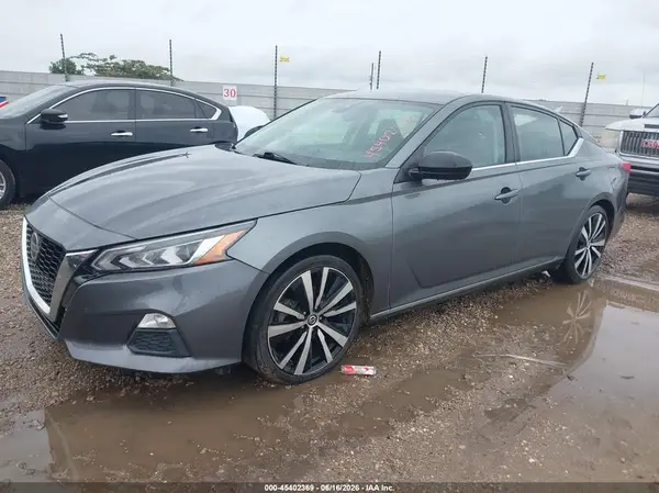 1N4BL4CV7LC235115 2020 NISSAN ALTIMA - Image 2