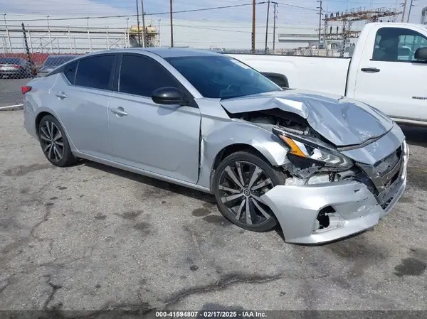 1N4BL4CV7LC237513 2020 NISSAN ALTIMA - Image 1