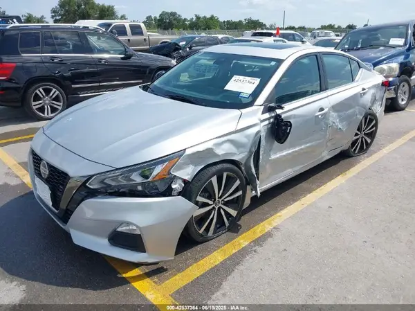 1N4BL4CV7LC243702 2020 NISSAN ALTIMA - Image 2