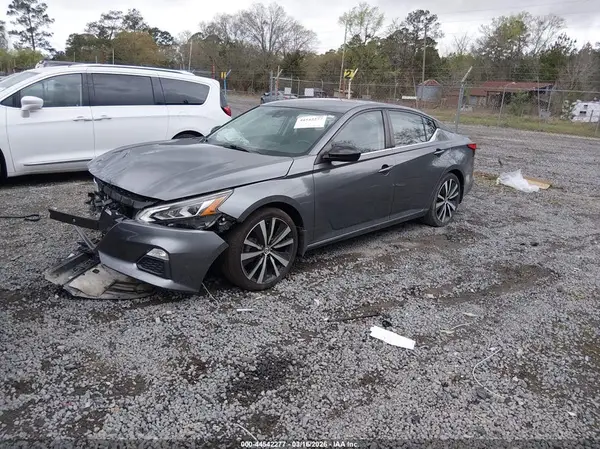 1N4BL4CV7LC245563 2020 NISSAN ALTIMA - Image 2