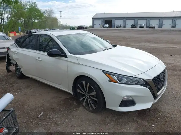 1N4BL4CV7LC274853 2020 NISSAN ALTIMA - Image 1