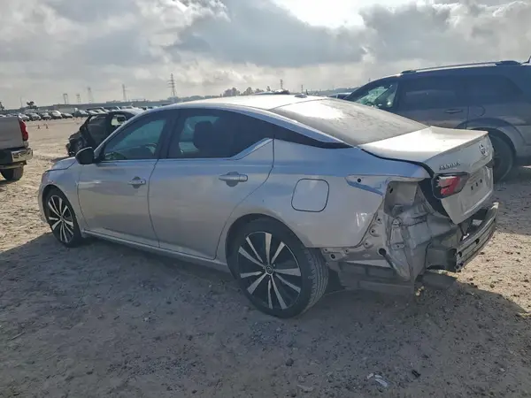 1N4BL4CV7LC275002 2020 NISSAN ALTIMA - Image 2