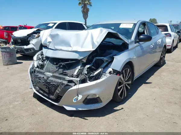 1N4BL4CV7LC280975 2020 NISSAN ALTIMA - Image 2