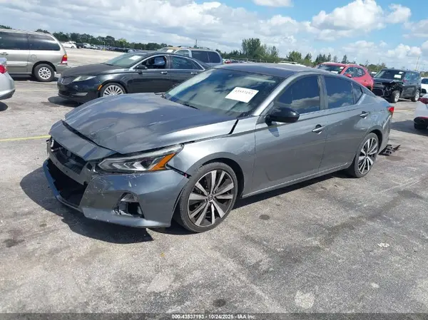1N4BL4CV7LN303613 2020 NISSAN ALTIMA - Image 2