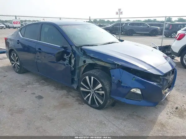 1N4BL4CV7LN319018 2020 NISSAN ALTIMA - Image 1