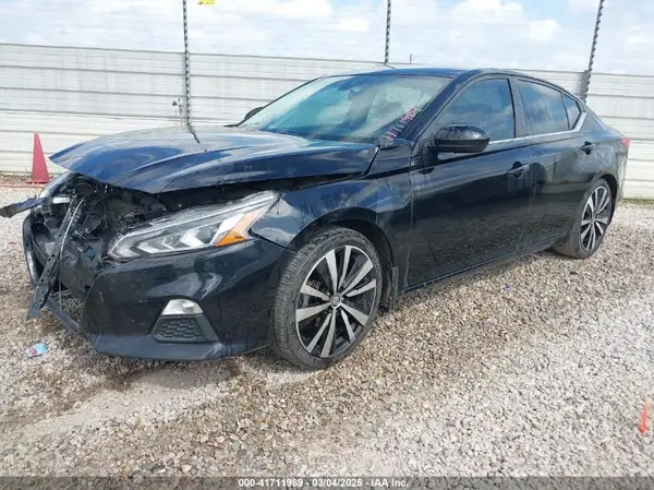 1N4BL4CV7LN319519 2020 NISSAN ALTIMA - Image 2