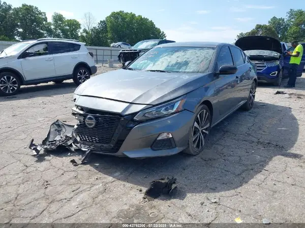 1N4BL4CV7MN306822 2021 NISSAN ALTIMA - Image 2