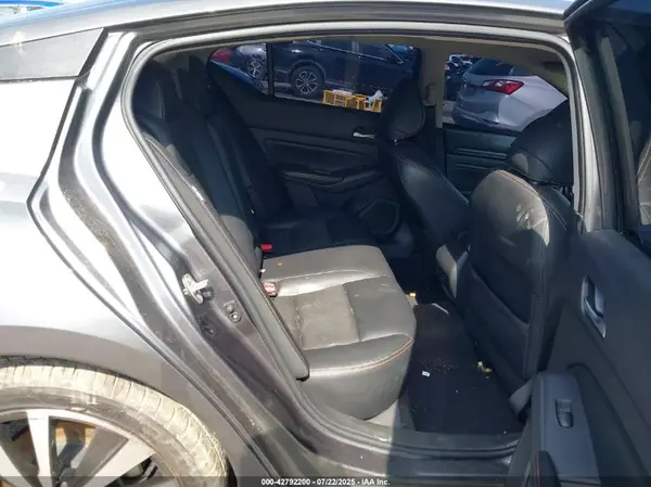 1N4BL4CV7MN306822 2021 NISSAN ALTIMA - Image 8