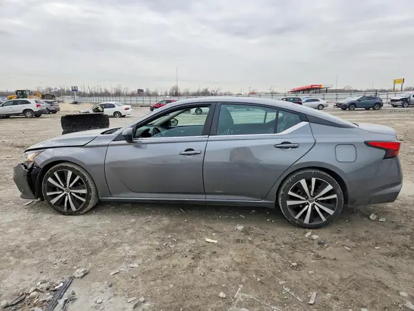 1N4BL4CV7MN326424 2021 NISSAN ALTIMA - Image 2