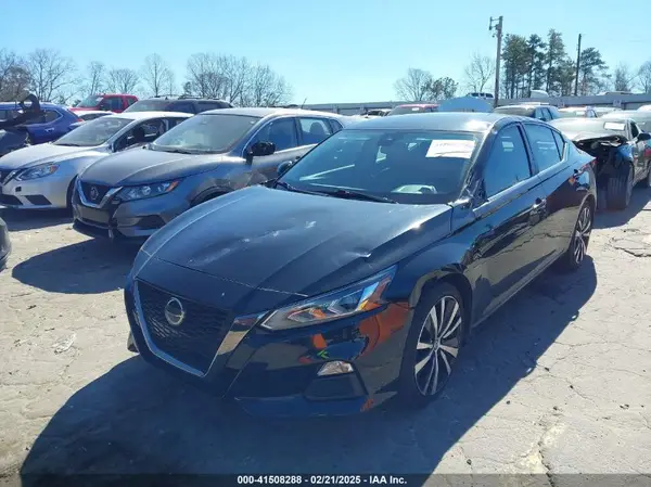 1N4BL4CV7MN328075 2021 NISSAN ALTIMA - Image 2