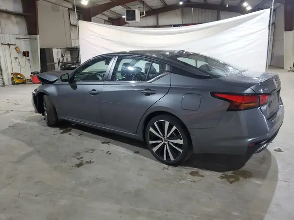 1N4BL4CV7MN331591 2021 NISSAN ALTIMA - Image 2