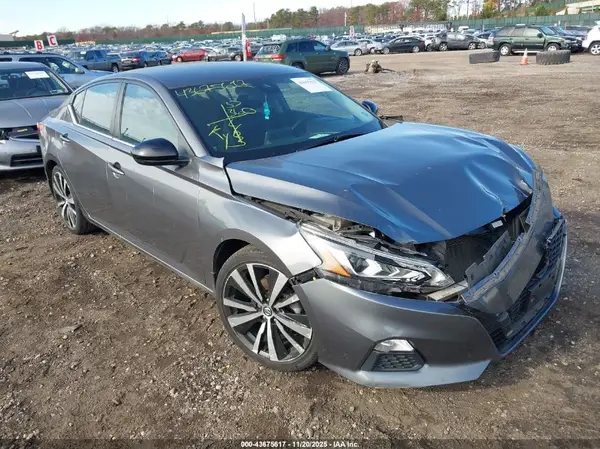 1N4BL4CV7MN350853 2021 NISSAN ALTIMA - Image 1
