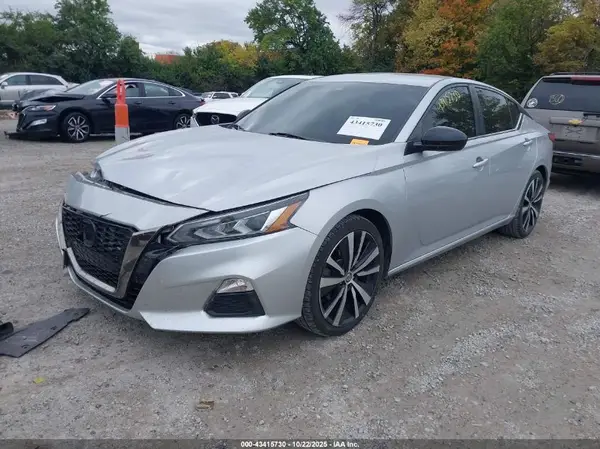 1N4BL4CV7MN358564 2021 NISSAN ALTIMA - Image 2