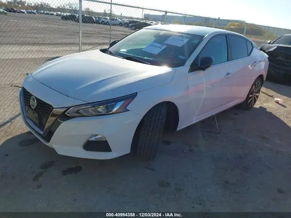 1N4BL4CV7MN363411 2021 NISSAN ALTIMA - Image 2