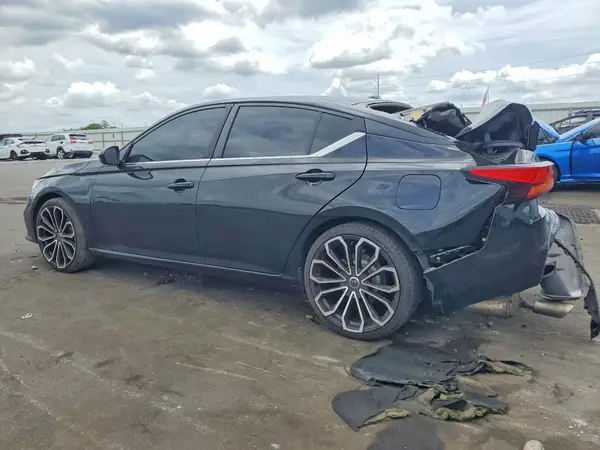 1N4BL4CV7MN364445 2021 NISSAN ALTIMA - Image 2