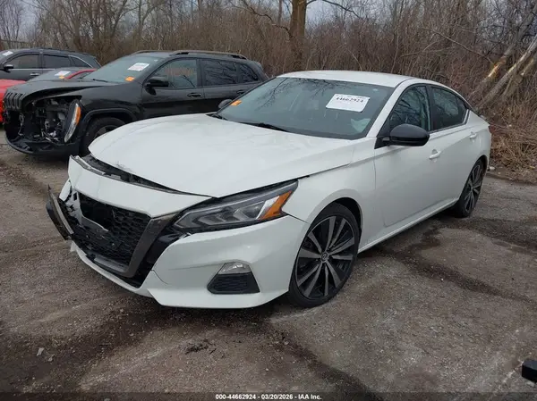 1N4BL4CV7MN366342 2021 NISSAN ALTIMA - Image 2