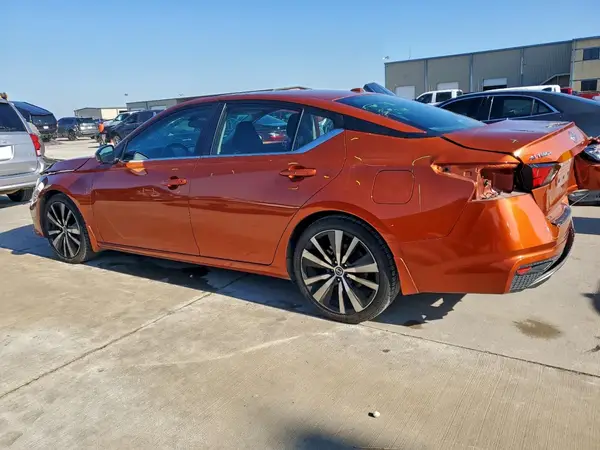 1N4BL4CV7MN371508 2021 NISSAN ALTIMA - Image 2