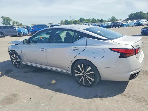 1N4BL4CV7MN373467 2021 NISSAN ALTIMA - Image 2