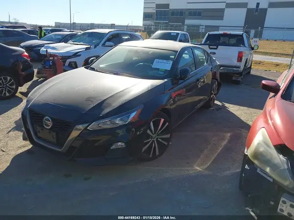 1N4BL4CV7MN376983 2021 NISSAN ALTIMA - Image 2