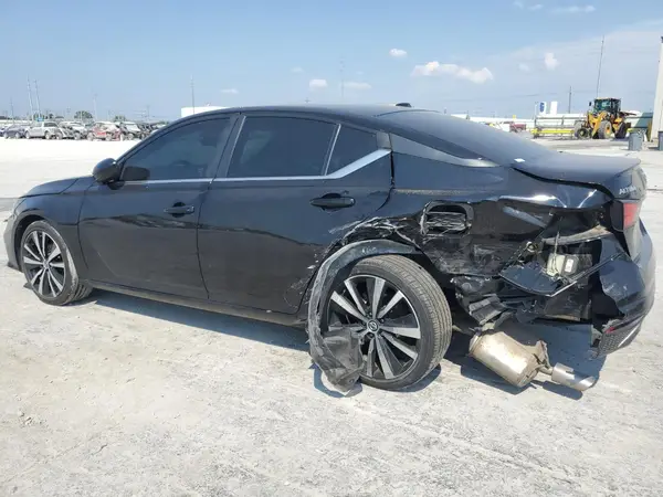 1N4BL4CV7MN377325 2021 NISSAN ALTIMA - Image 2