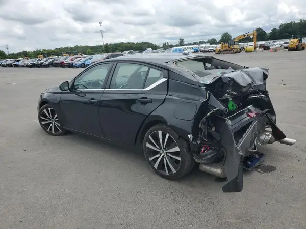 1N4BL4CV7MN378412 2021 NISSAN ALTIMA - Image 2