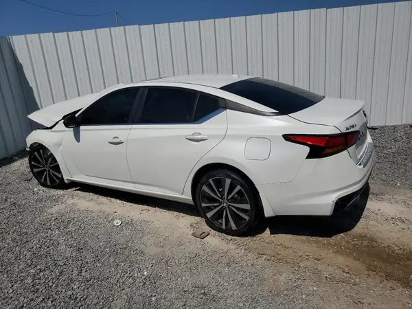 1N4BL4CV7MN398241 2021 NISSAN ALTIMA - Image 2