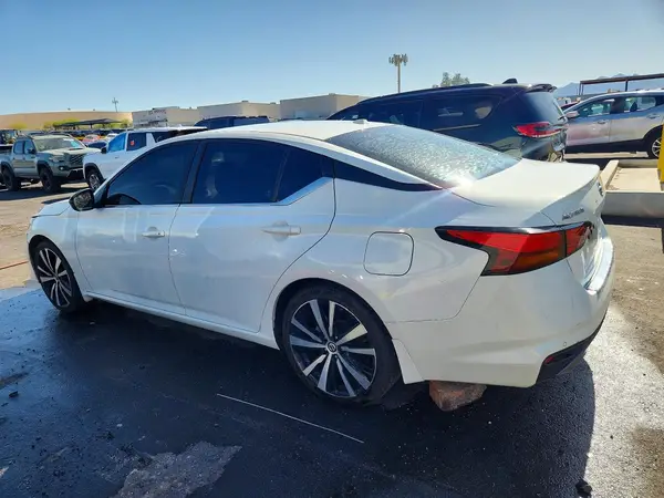 1N4BL4CV7MN413384 2021 NISSAN ALTIMA - Image 2