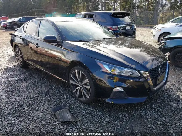 1N4BL4CV7MN415085 2021 NISSAN ALTIMA - Image 1