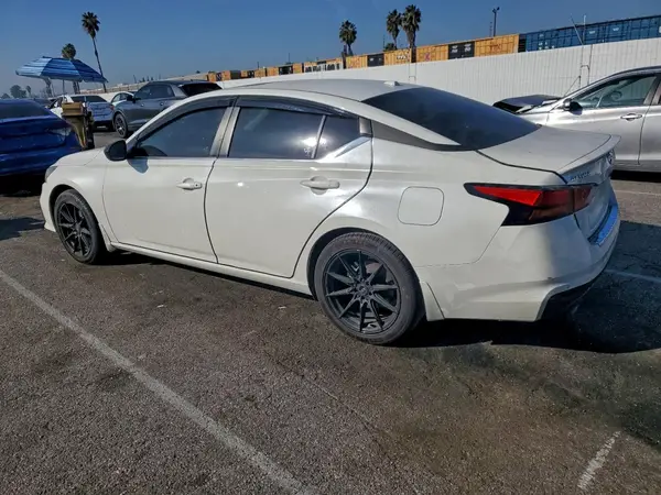 1N4BL4CV7MN420464 2021 NISSAN ALTIMA - Image 2