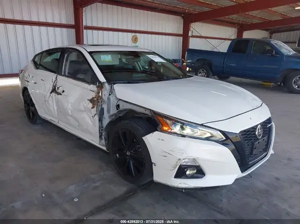 1N4BL4CV7NN300598 2022 NISSAN ALTIMA - Image 1