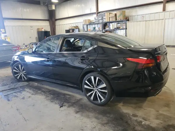 1N4BL4CV7NN307583 2022 NISSAN ALTIMA - Image 2