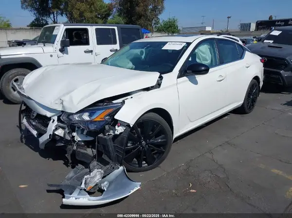1N4BL4CV7NN323976 2022 NISSAN ALTIMA - Image 2
