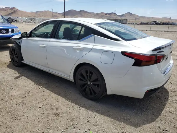 1N4BL4CV7NN337909 2022 NISSAN ALTIMA - Image 2