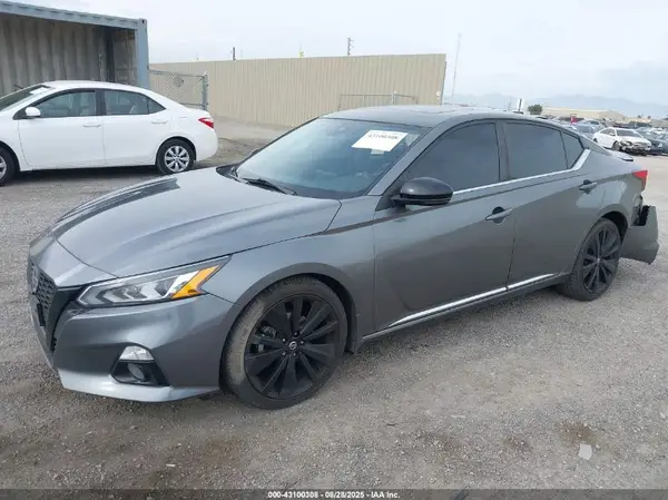 1N4BL4CV7NN352071 2022 NISSAN ALTIMA - Image 2
