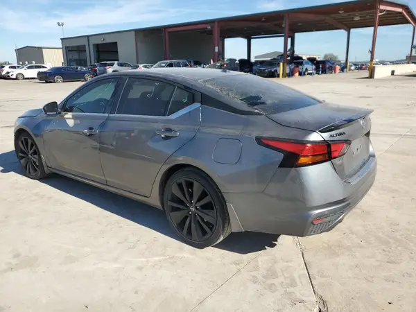 1N4BL4CV7NN353074 2022 NISSAN ALTIMA - Image 2