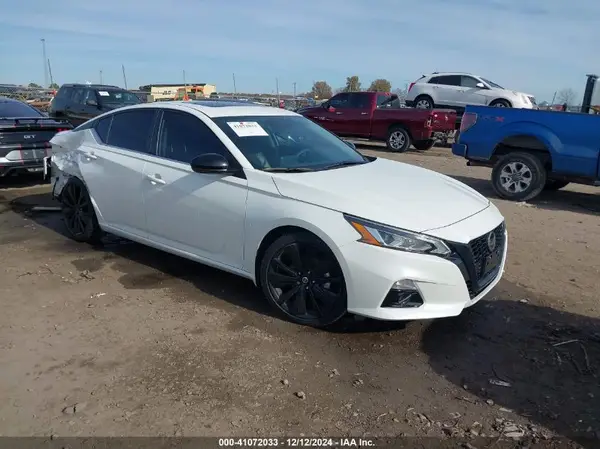 1N4BL4CV7NN357528 2022 NISSAN ALTIMA - Image 1