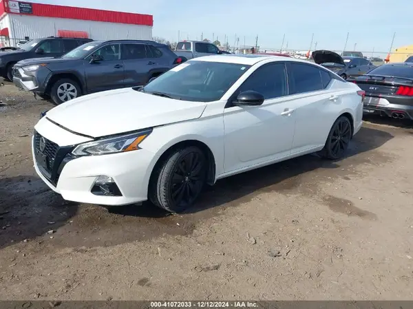 1N4BL4CV7NN357528 2022 NISSAN ALTIMA - Image 2