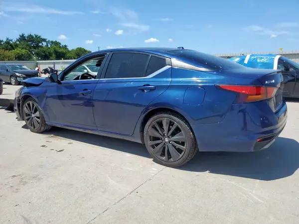 1N4BL4CV7NN358453 2022 NISSAN ALTIMA - Image 2