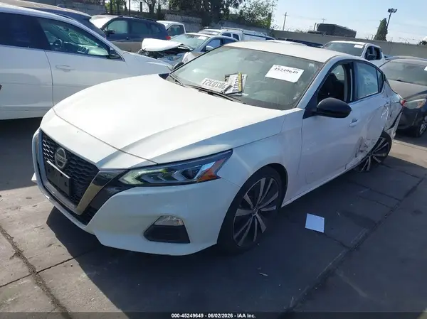 1N4BL4CV7NN376046 2022 NISSAN ALTIMA - Image 2