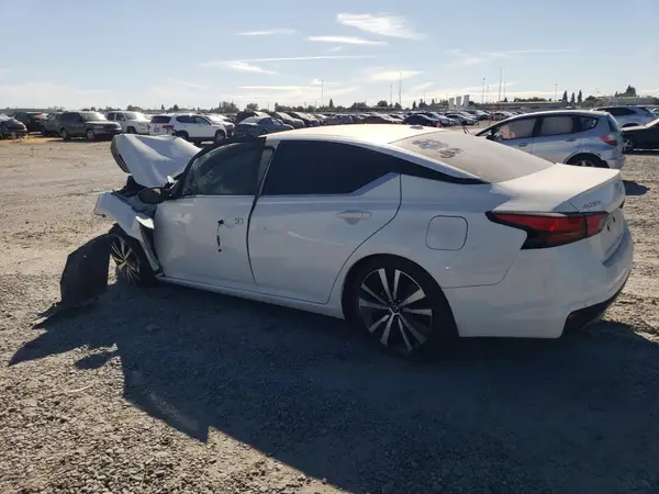1N4BL4CV7NN382686 2022 NISSAN ALTIMA - Image 2