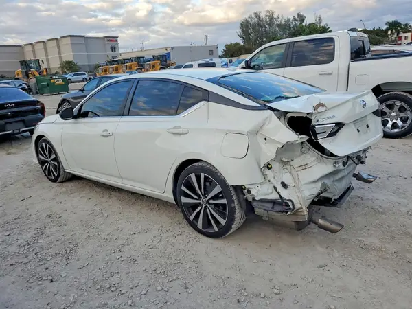 1N4BL4CV7NN385295 2022 NISSAN ALTIMA - Image 2