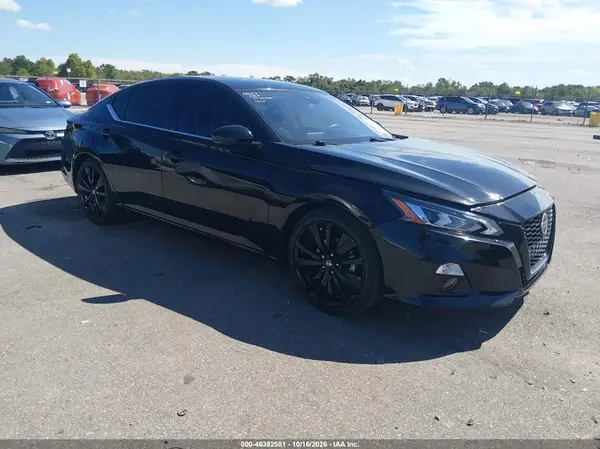 1N4BL4CV7NN391453 2022 NISSAN ALTIMA - Image 1
