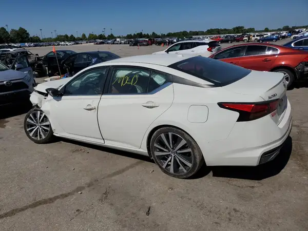 1N4BL4CV7NN392053 2022 NISSAN ALTIMA - Image 2