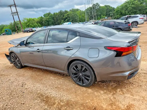 1N4BL4CV7NN394689 2022 NISSAN ALTIMA - Image 2