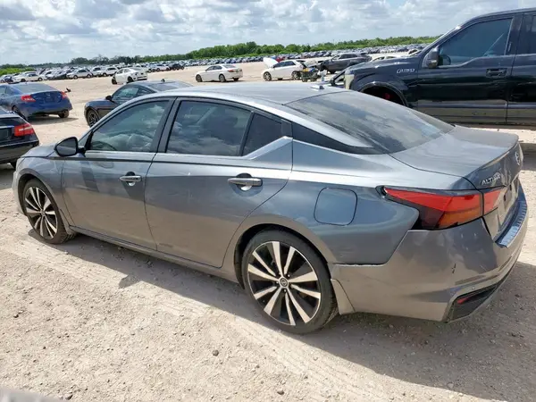 1N4BL4CV7NN409823 2022 NISSAN ALTIMA - Image 2