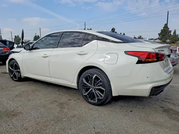 1N4BL4CV7PN315685 2023 NISSAN ALTIMA - Image 2