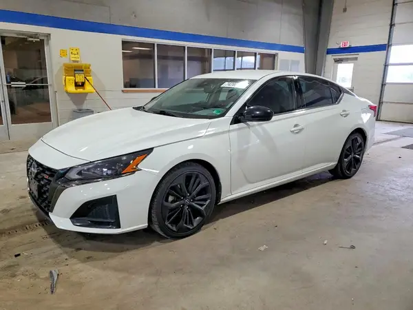 1N4BL4CV7PN330557 2023 NISSAN ALTIMA - Image 1